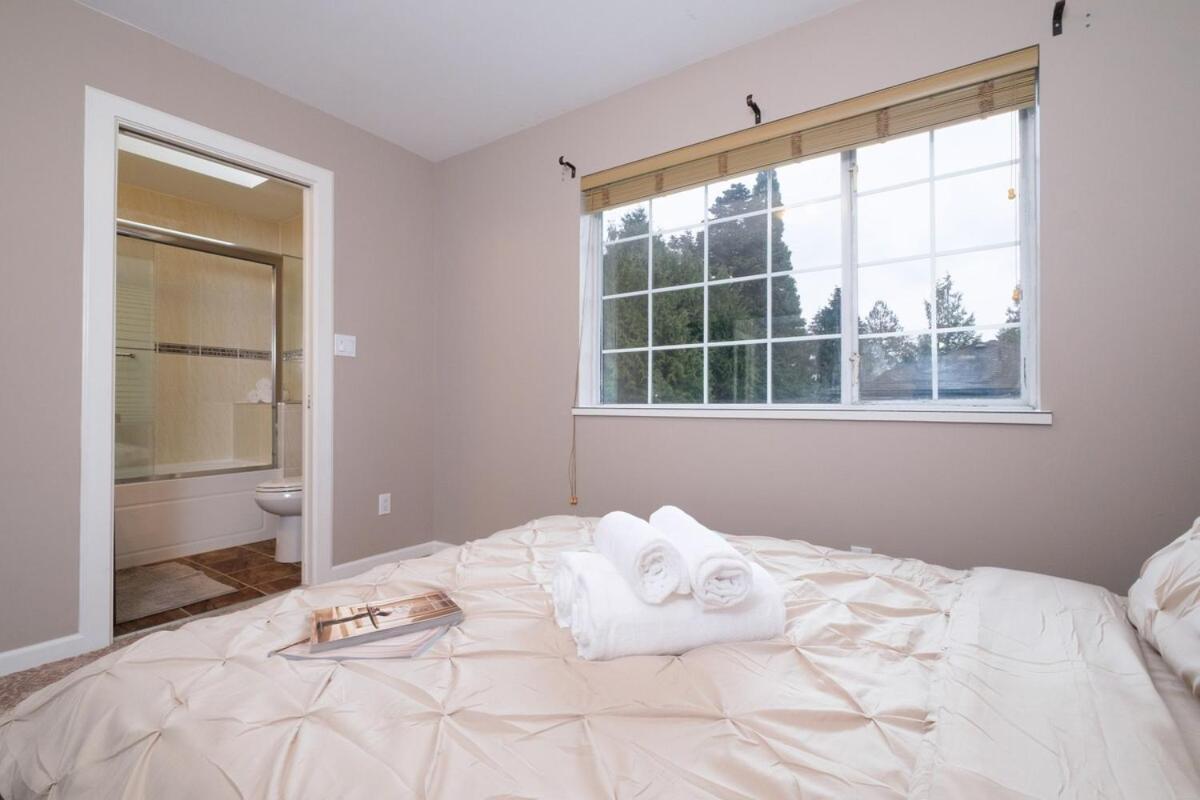 Spacious 4Br W Ensuites Mins To Downtown Yvr Ubc Vancouver Dış mekan fotoğraf