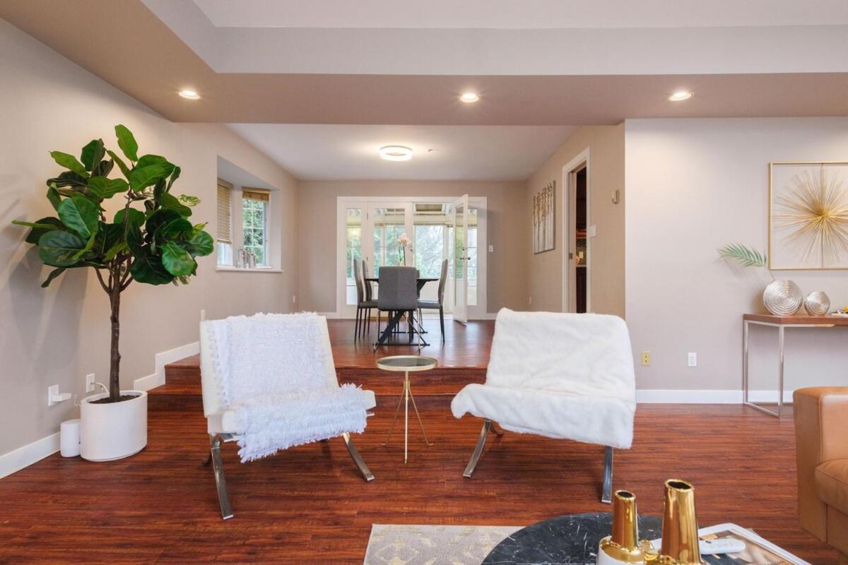 Spacious 4Br W Ensuites Mins To Downtown Yvr Ubc Vancouver Dış mekan fotoğraf