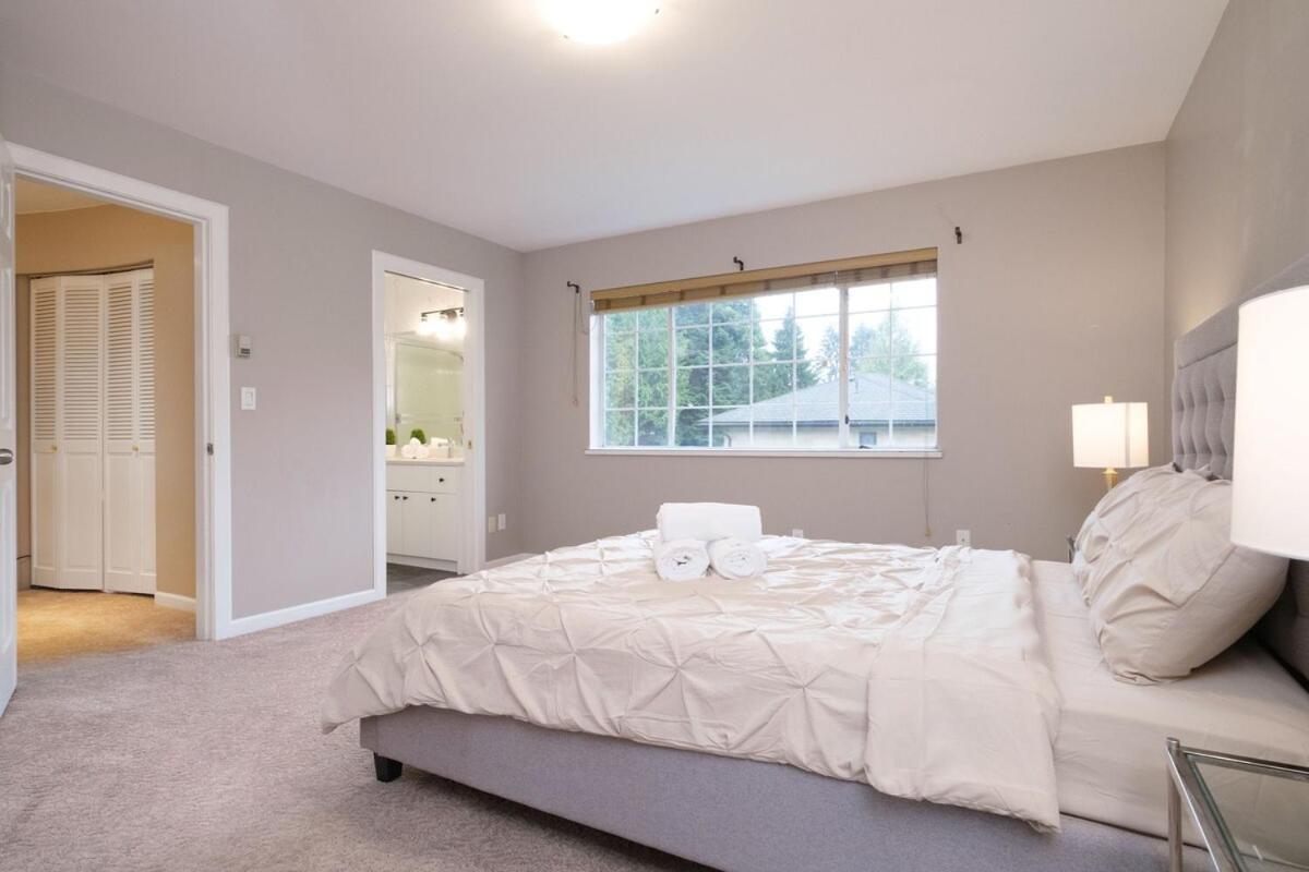 Spacious 4Br W Ensuites Mins To Downtown Yvr Ubc Vancouver Dış mekan fotoğraf