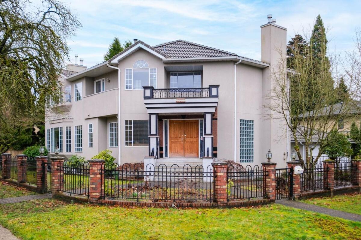 Spacious 4Br W Ensuites Mins To Downtown Yvr Ubc Vancouver Dış mekan fotoğraf