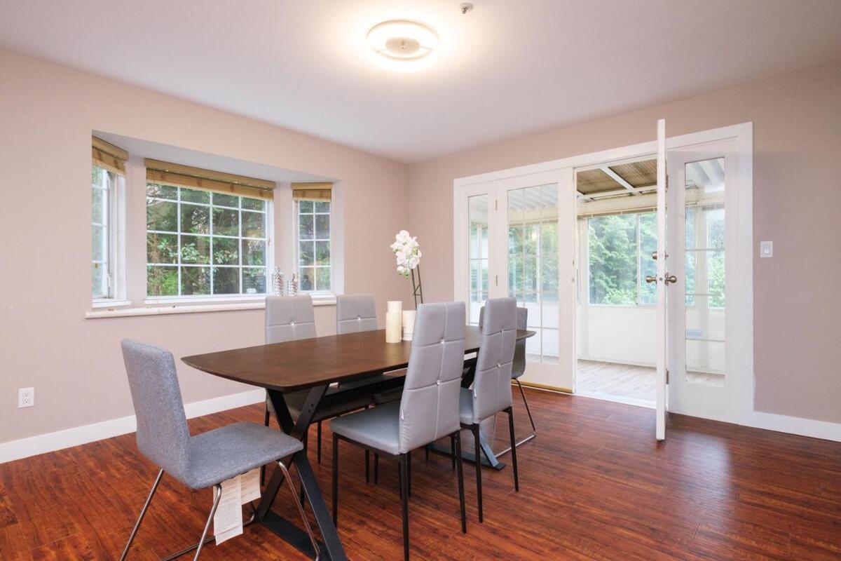 Spacious 4Br W Ensuites Mins To Downtown Yvr Ubc Vancouver Dış mekan fotoğraf